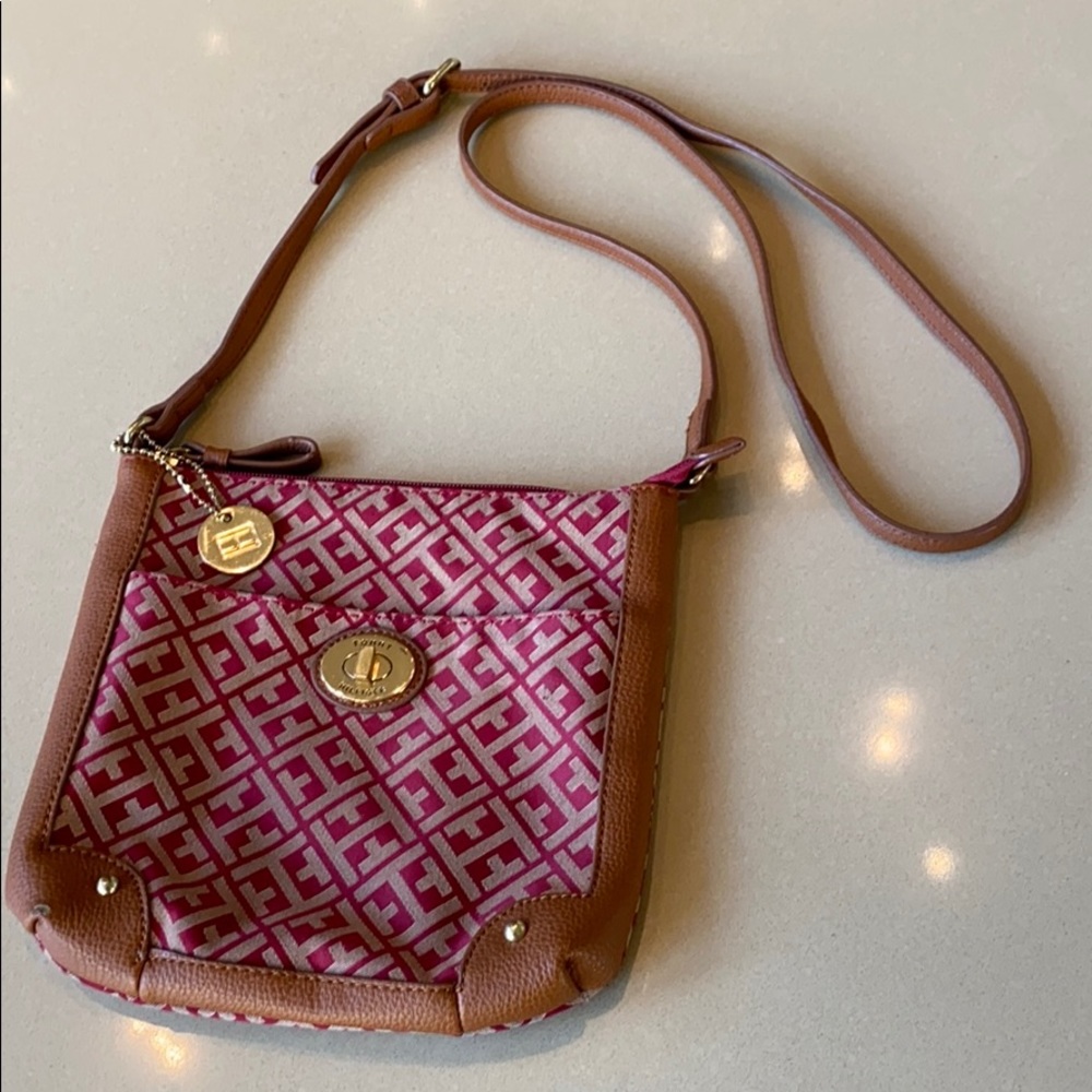 Tommy Hilfiger Signature Logo Crossbody Bag
